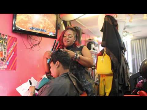 When it's time to eat at the Hair hut