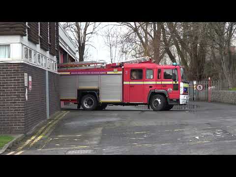 *TWO TONES* Phillips Park Pump Turnout- Greater Manchester Fire And Rescue Service
