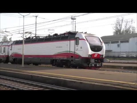 2016-02-20 Transiti sulla Milano Bologna - Stazione di Fidenza episodio 1/4