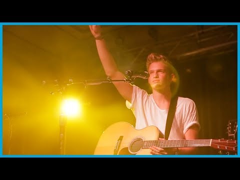 Cody Simpson's Best Tour Moments - Cody Simpson XVII Ep 5