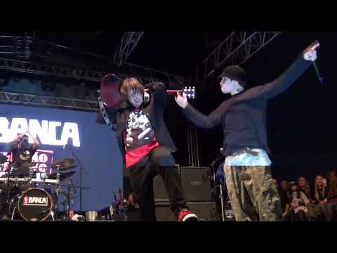 Marcão Britto em solo de show no centro de SP com  Champignon