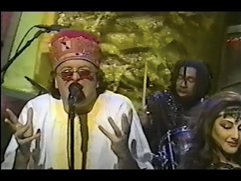 Ween - I Can't Put My Finger On It - Conan (1995)[SBD]