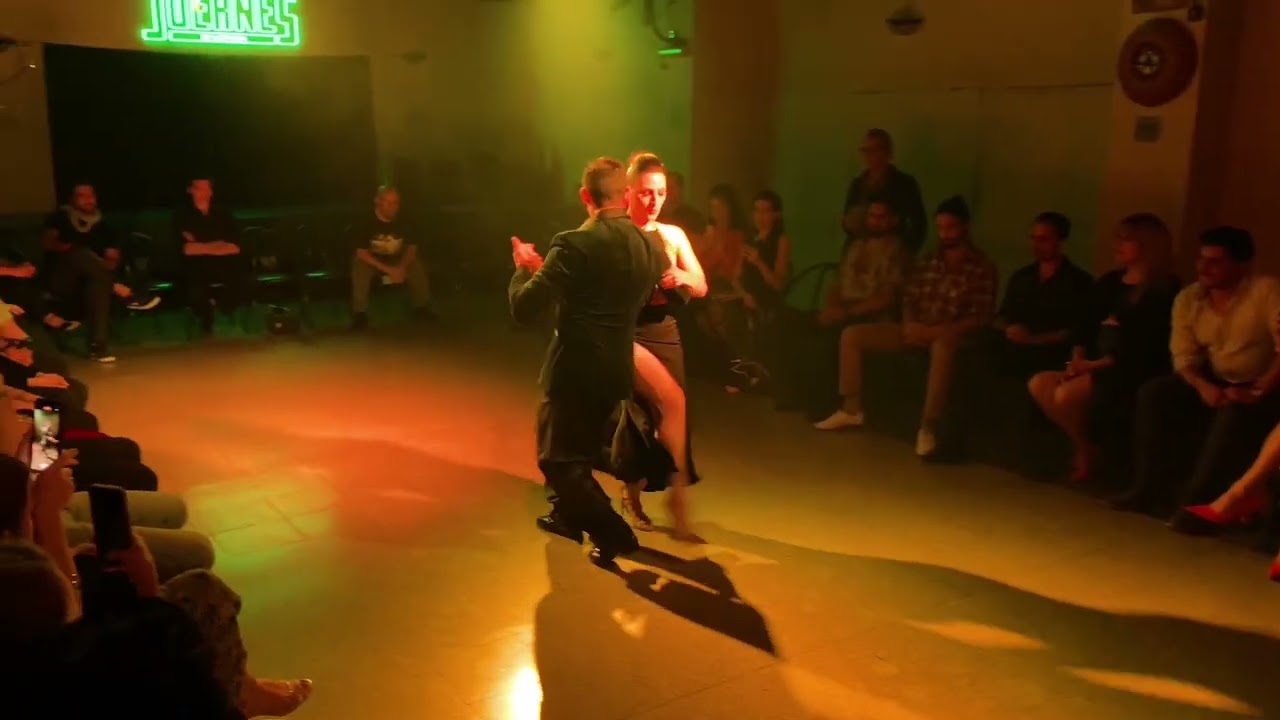 Jonathan Spitel y Betsabet Flores - En Juernes Milonga - (3/3)