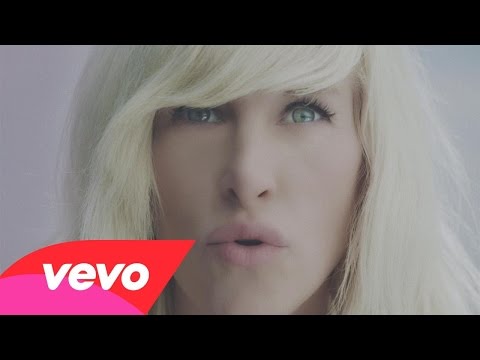 Walk Off The Earth - Rule the World (Video + Lyrics)