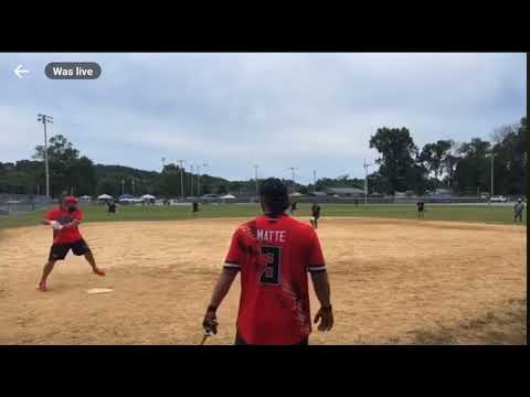 Resmondo’s Bradley Jones with an absolute lazer middle shot! 😬 #heads #softball #usssaslowpitch