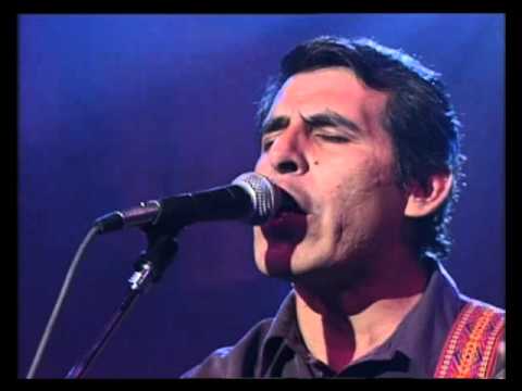 Peteco Carabajal video 100 aos de Chacarera - CM Vivo 2002