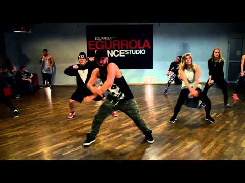 Marcin Mrozinski - Kanye West I am in it