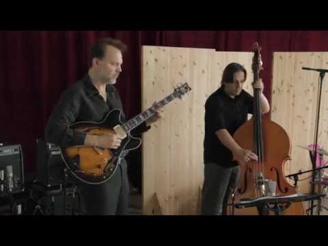 Philipp van Endert Trio - Akkale