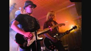 Mustikat - Rockwalli