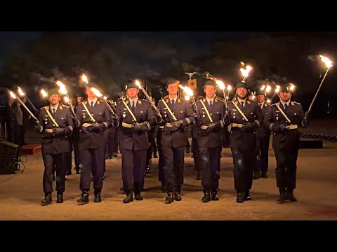 Preußischer Zapfenstreichmarsch Festung Ehrenbreitstein - Wachbataillon + Musikkorps der Bundeswehr