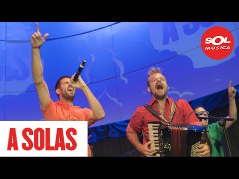 La Pegatina "Lloverá y yo veré" (A Solas 2013)