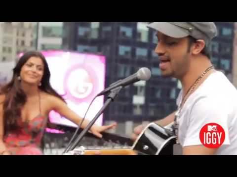 Atif Aslam - Meri Kahani ( Jhula Jhulaye) Live & Acoustic at Mtv IGGY