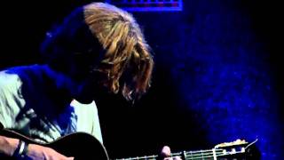 DOMINIC MILLER  fields of gold (sting)