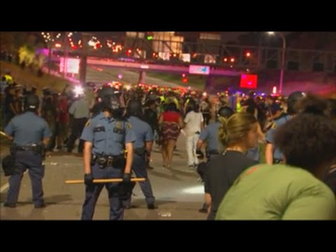 Riot breaks out at Black Lives Matter protest on I-94