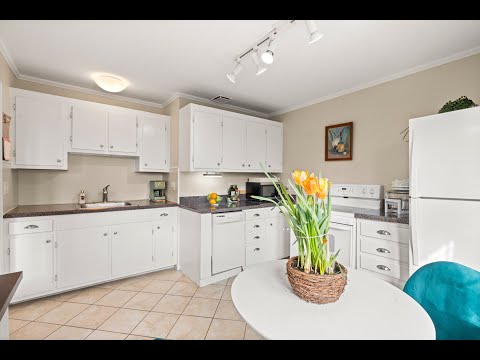 26 Summer Street, #1 Marblehead, MA | ColdwellBankerHomes.com