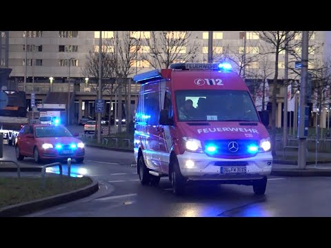 [Bombenfund in Düsseldorf - 30.000 Menschen betroffen] Einsatzfahrten - 500 Einsatzkräfte im Einsatz