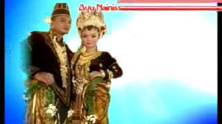 Download lagu EL MUNA / SERBA DUA mp3 Download lagu EL MUNA / SERBA DUA mp3