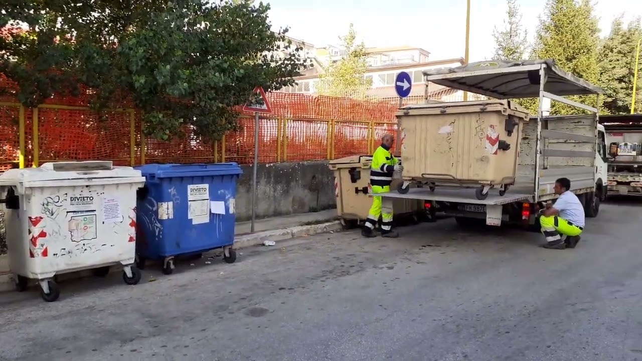 La raccolta differenziata porta a porta arriva in prossimità del centro