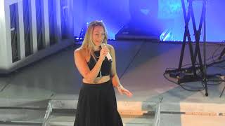 2015 08 08 Colbie Caillat - Live It Up