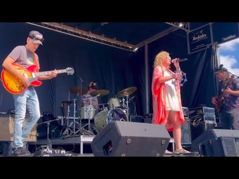 Promotional video thumbnail 1 for Stacy Weaver Band