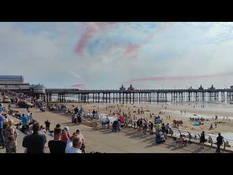 Red Arrows at Blackpool Airshow 2022 Sunday 14/8/22 with audio! 4K.