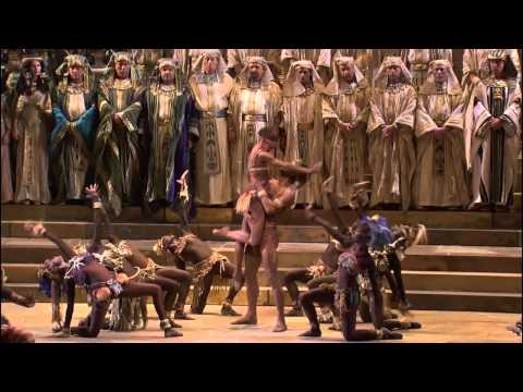 Verdi Opera Aida - Gloria all' Egitto, Triumphal March - HD