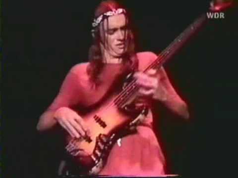 Jaco Pastorius - A Portrait Of Tracy (Stadhalle, Offenbach in Germany, 1978.) online metal music video by JACO PASTORIUS