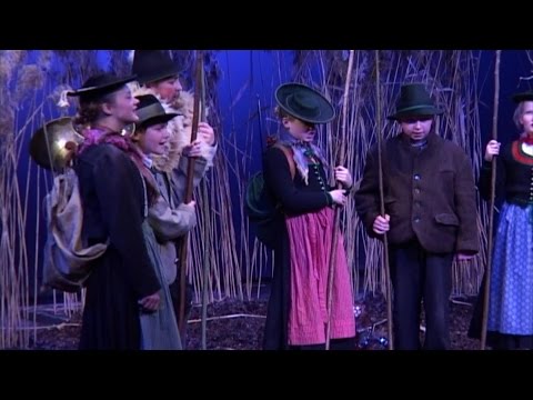 Hallenbadsaison und der 'Tag des brandverletzten Kindes' in München