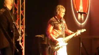 Mike Peters &amp; The Alarm: One Step Closer to Home - live at Llandudno Gathering 2016