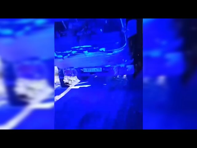 Ангарские полицейские спасли водителя, застрявшего на трассе в мороз