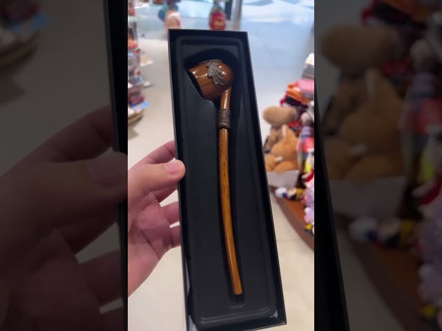 Vídeo relacionado con The Noble Collection La pipa Hobbit de Bilbo Baggins