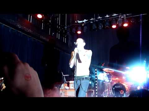 Dead By Sunrise - Into You - Live Bruxelles - 20/02/10 HD