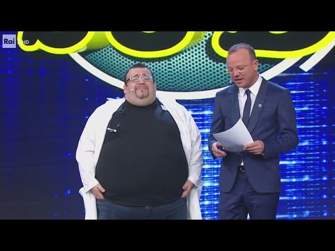 Il medico - Nello Iorio con Gigi D'Alessio - Made in Sud 19/04/2017