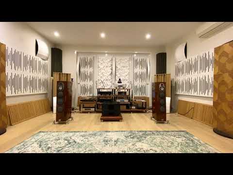 Gryphon Pandora, Gryphon Mephisto, Esoteric Grandioso K1 [Piano: Ou Ran - Alex Delacruz]