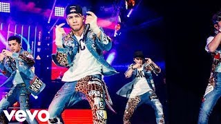 CNCO, Meghan Trainor, Sean Paul - Hey DJ ( EN VIVO ) CHICAGO