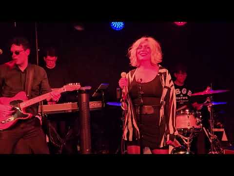 Oast House - Live
