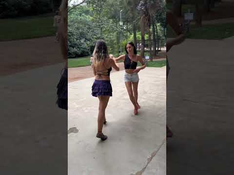 Mara Figueiredo e Natália Militão - Forró Instrumental