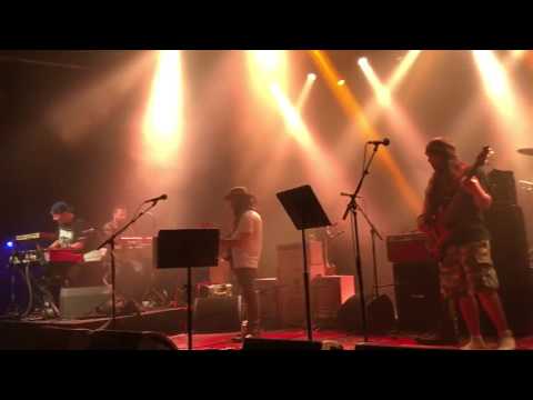 Twiddle -Apples at College Street 2016