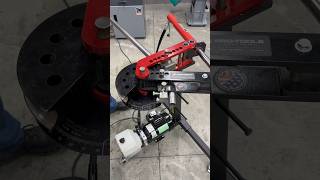 Using the Pro-Tools Hydraulic Tubing Bender Deluxe Kit to bend 1-1/2” OD tubing at Trick-Tools.com!