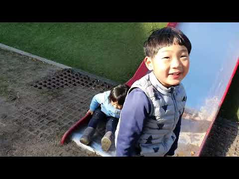 20220212 1329 잔디미끄럼틀