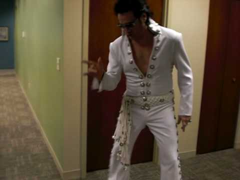 Caryns birthday Elvis