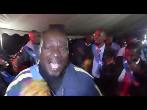 Na Jesu tinoyambuka vavengi varipo by Anglican Wabvuwi CPCA