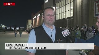 Over 1,000 people rush Mills Fleet Farm for free plush giveaway