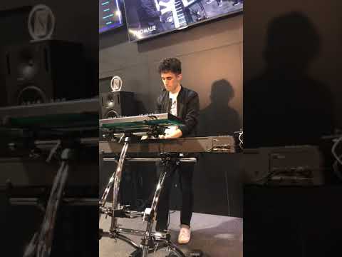 Velours - Anomalie Live at NAMM 2018