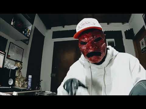 Eddy Mugre - El jefe de la guardia