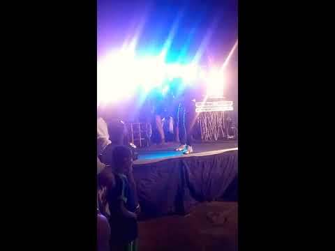 Remz performing money talk