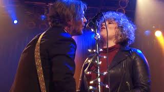 Butch Walker & Lauren Staley  Its Christmas All Over the World