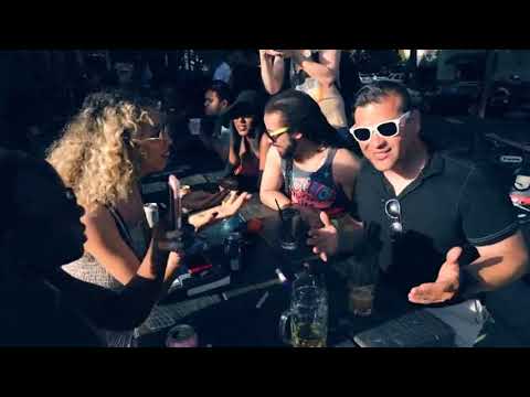 Saturn Magic -JuxtaPad (Gimmick and Online Instructions) by Alex Latorre and Mark Mason- Trick