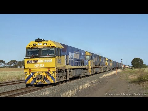 Quad NR Class Locomotives on 1MP2 Steel & Containers - PoathTV Australian Trains & Railways