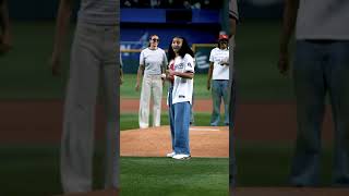 No. 1 pick in the 2026 WNBA Draft Azzi Fudd of the Wings is in her baseball era ????